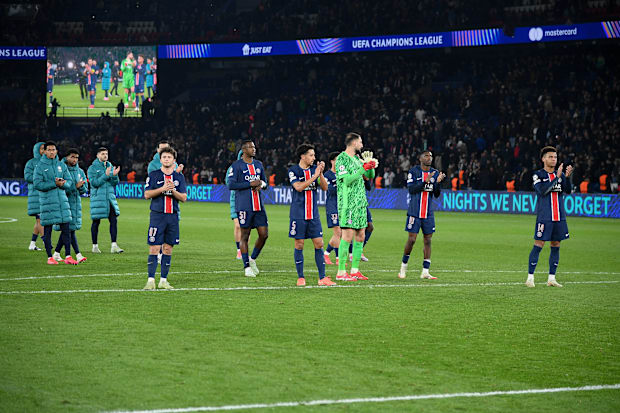 绿联星辰GS2200户外电源